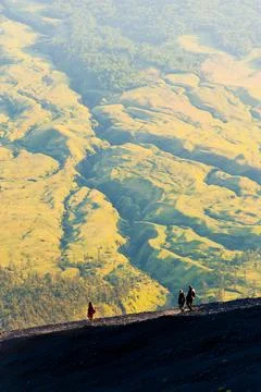 Tourist on the Final Push to the 3726m Summit of Mount Rinjani, Lombok, Stock Photos