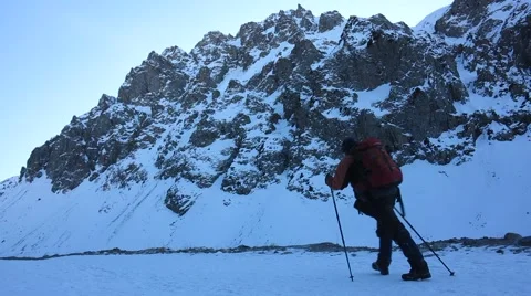 Tourist in mountains Video stock 60002825