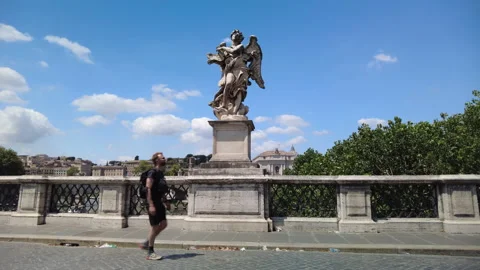 Tourist on Ponte Sant'Angelo Stock Footage 157164877