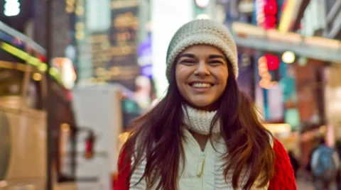 Tourist in Times Square 스톡 동영상 32397545