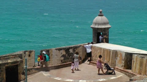 Tourist visit Morro Castle Stock-Footage 24484759