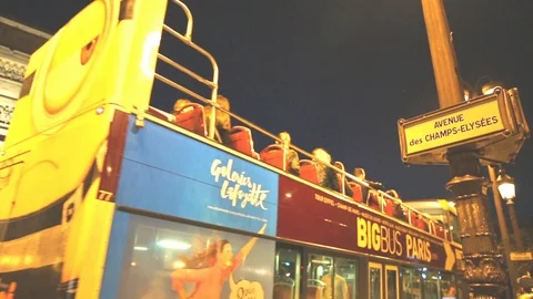 Touristic Bus in Paris Stock Footage 92880311