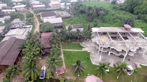 Touristic resort in construction by the river Video stock 80918052