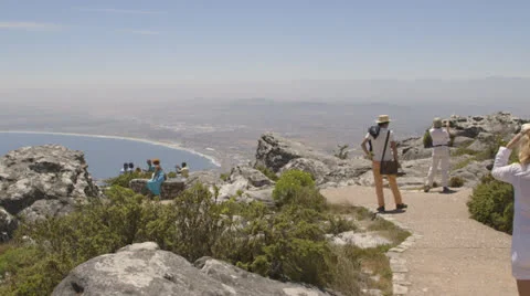 Tourists admiring view Видео 23004151