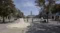 Tourists and cars on Aliados Avenue, Porto 4k or 4k+ Resolution
