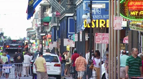 Tourists at Bourbon Street Video stock 54593307