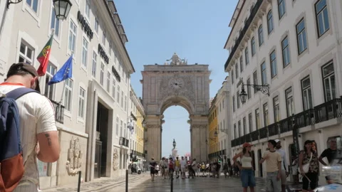 Tourists Exploring Lisbon Rua Augusta Arch Street Stock-Footage 339067447