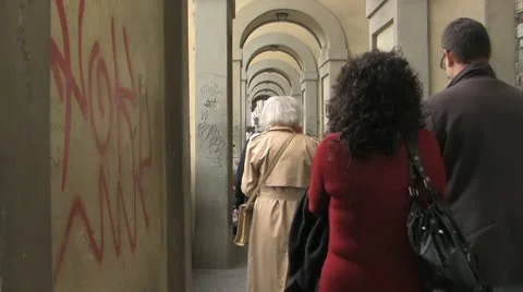 Tourists in Florence, Itlay Stock Footage 10701694
