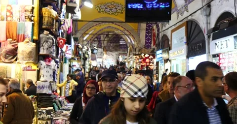 Tourists in Grand Bazaar 4K Video stock 49100899