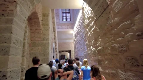 Tourists in the Harem, Topkapi Palace Museum Stock-Footage 332756145
