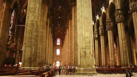 Tourists inside Dome in Milan 스톡 동영상 40647645