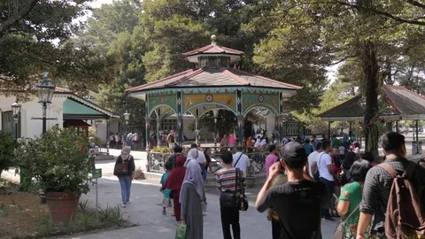 Tourists in Keraton palace in Yogyakarta Java Indonesia Video stock 82082288