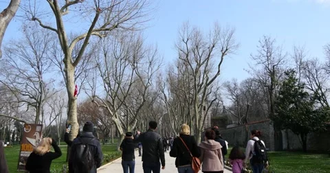 Tourists in park of Topkapi Palace 4K Video stock 49096641