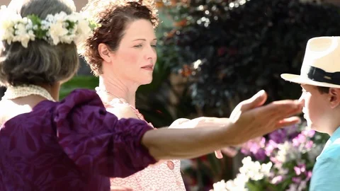 Tourists receiving a dance lesson. 스톡 동영상 88368416