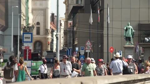 Tourists in the town Stock Footage 53849882