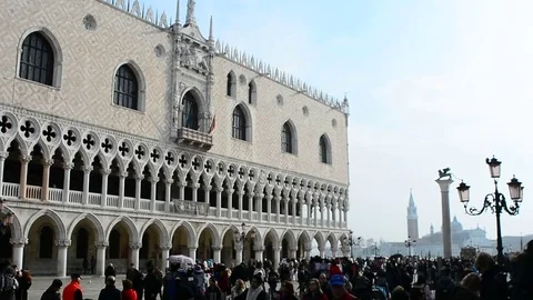 Tourists in Venice 스톡 동영상 83429845