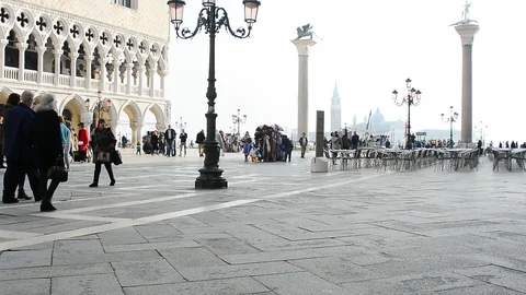 Tourists in Venice 스톡 동영상 83431319