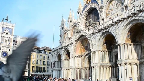 Tourists in Venice 스톡 동영상 83432269