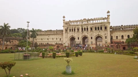 Tourists visit Bara Imambara, also known as Asfi Mosque. Stock Footage 161190587