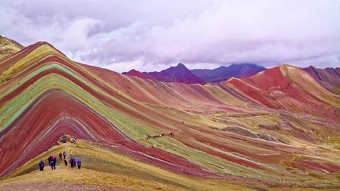Tourists visiting the Rainbow Mountains 動画素材 85393146