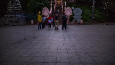 Tourists Visiting Wat Phnom at Sunset Video stock 88199527