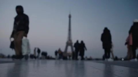 Tourists walking on trocadero square with eiffel tower in background Stock Footage 307602198