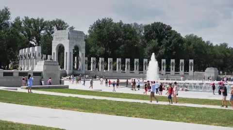 Tourists at Washington DC Memorial (World War Two) Stock Footage 59143492