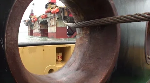 Towage vessel-Pipe carrier-cable-0123 库存影片 8690086