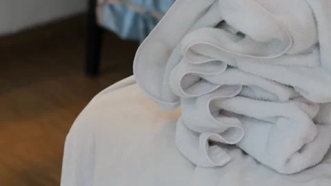 Towel Stock-Footage 332886039