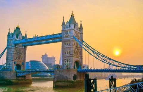 Tower Bridge across the River Thames in London, UK. 스톡 사진