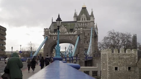 Tower bridge and the tower of london, england, on a gray morning Stock Footage 86837953