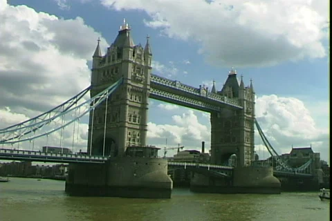 Tower Bridge &amp; Boat Stock Footage 820780