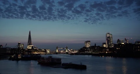 Tower Bridge day to night timelapse in 4K ProRes422 Video stock 105664987