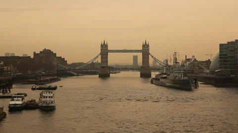 Tower bridge dusk Stock Footage 38458111