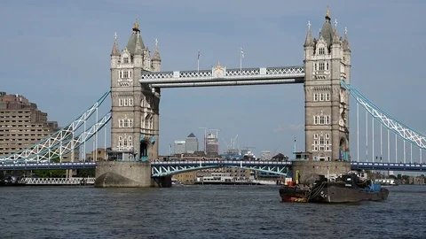 Tower bridge Stock Footage 90485996