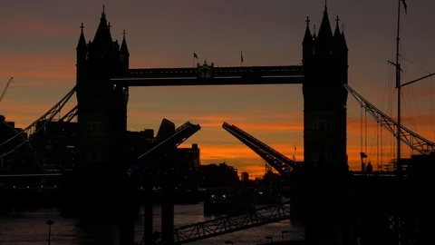 Tower Bridge Stock Footage 95954383