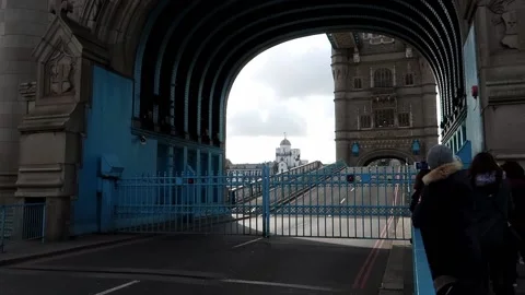 Tower Bridge in London, closing, in fast motion. Stock Footage 168603479