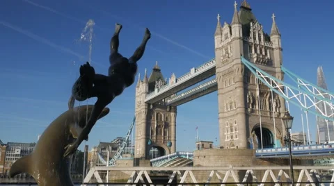 Tower Bridge Opening - 4X Normal Speed Stock Footage 55862635