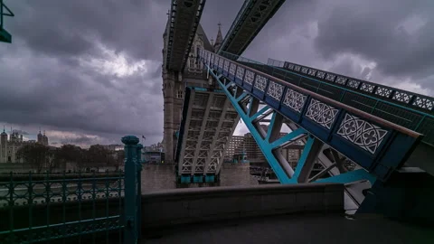 Tower Bridge Opening Stock-Footage 162963816