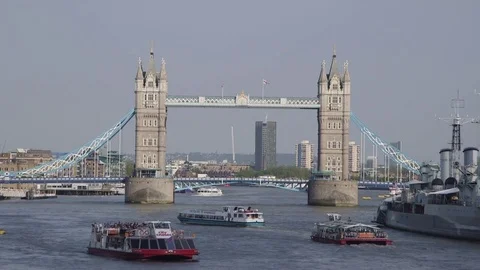 Tower Bridge, River Thames, London Video stock 74070632