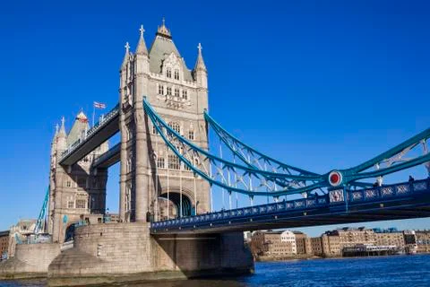 Tower Bridge on the River Thames 스톡 사진