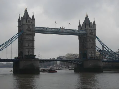 Tower Bridge Spanning the River Thames in London Foto stock
