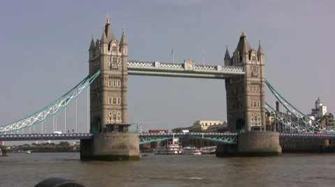 Tower Bridge view from ground level Stock-Footage 26109153