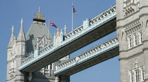 Tower Bridge Walkway 库存影片 809447