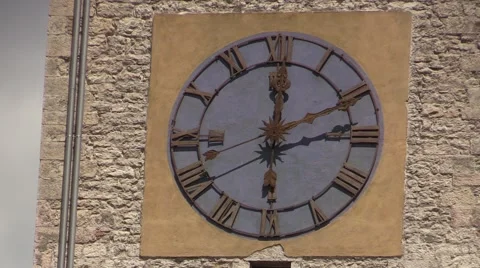 Tower Clock face, Cathedral of San Vigilio, Trento - Torre Civica Video stock 50360728