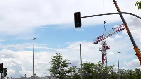 Tower crane assembly with mobile crane in Madrid Video stock 334736693