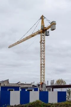 A tower crane at a construction site Foto stock