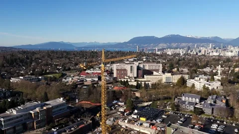 Tower Crane Over Construction Site Near B.C. Women's Hospital And Health Centre Vídeos de archivo 332685069
