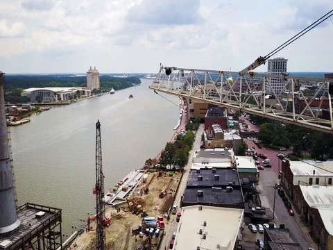 Tower Crane in Savannah Vídeo Stock 77219141