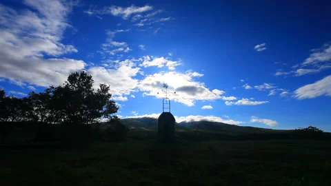 The Tower of Davos and the Flowing Clouds Видео 330510978